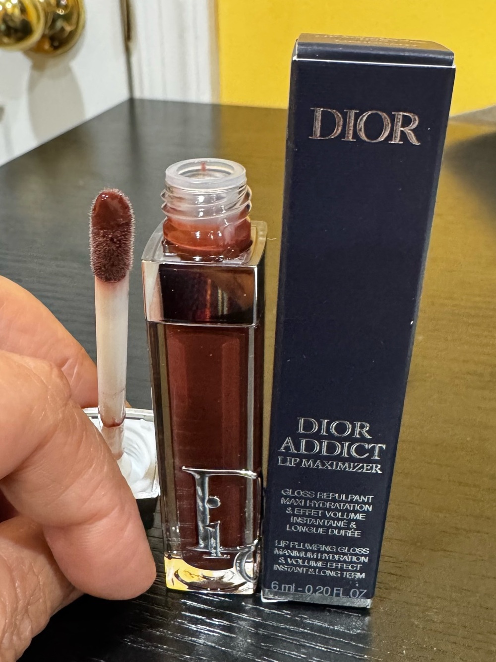 Authentic Dior Addict Lip Maximizer Plumping Gloss in shade Mahogany 020